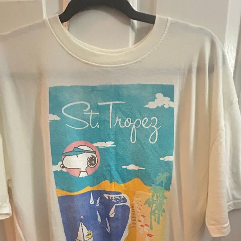 Bundle Of 2 NWOT Snoopy T-Shirts, Size Small/Medium - Picture 5 of 7